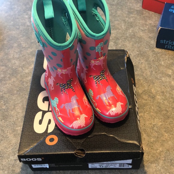 Children’s Girl Shoes & Boots - Picture 5 of 8